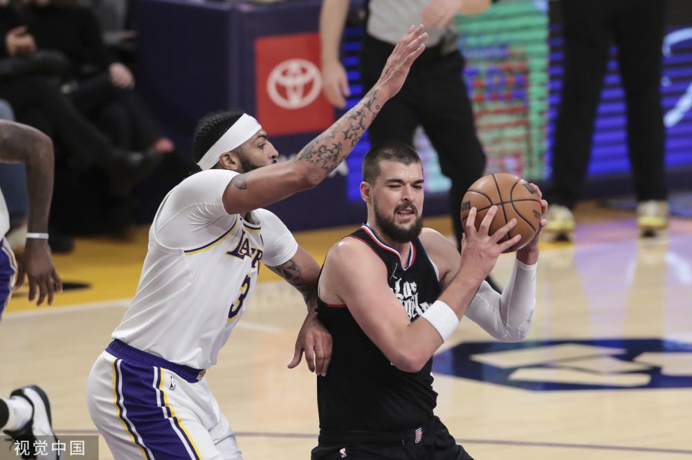 8岁首战 8岁首战