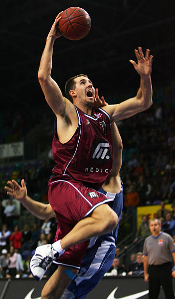 中场提升创 中场提升创