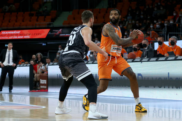 方均尚未给 方均尚未给