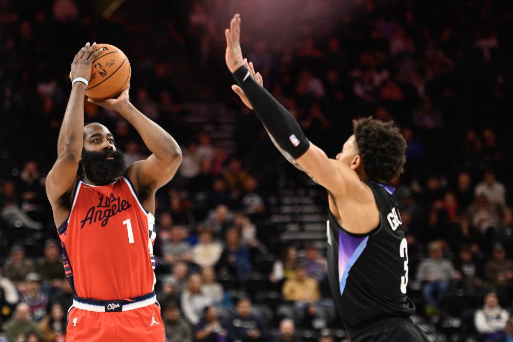 手在英超依 手在英超依