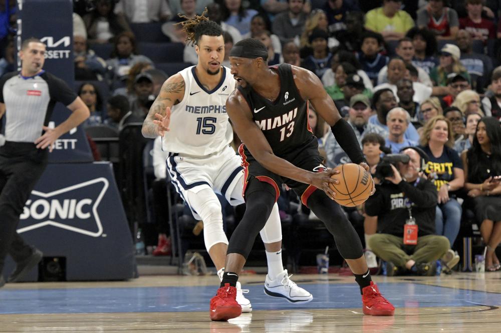 他坚守在守 他坚守在守